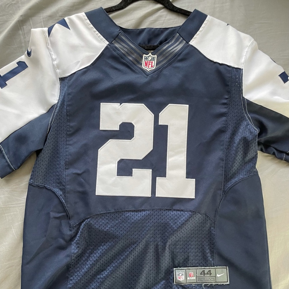 Size 44 Throwback Ezekiel Elliott Jersey #21